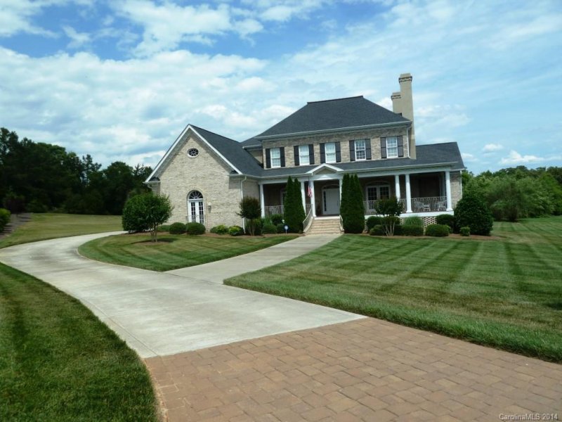 1701 Therrell Farms Road