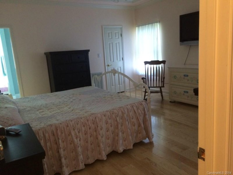 Property image 5 at 1131 Maremont Court, Weddington, NC 28104