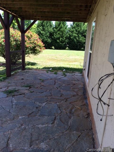 Property image 4 at 2241 Killian Road, Lincolnton, NC 28092