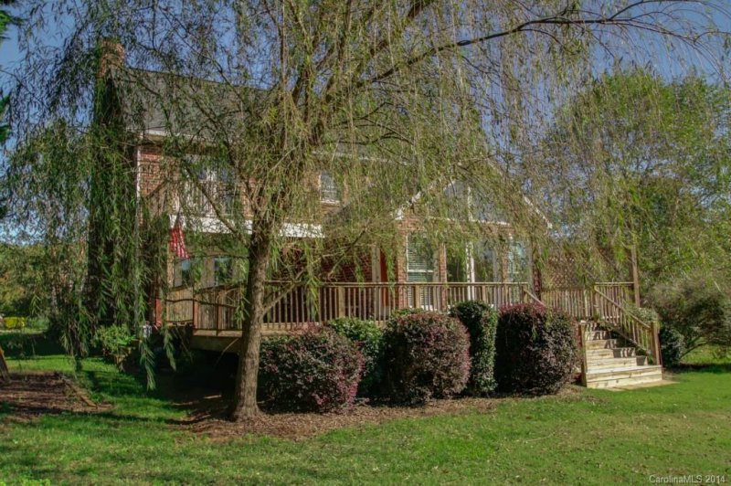 Property image 5 at 168 Turnberry Lane, Mooresville, NC 28117