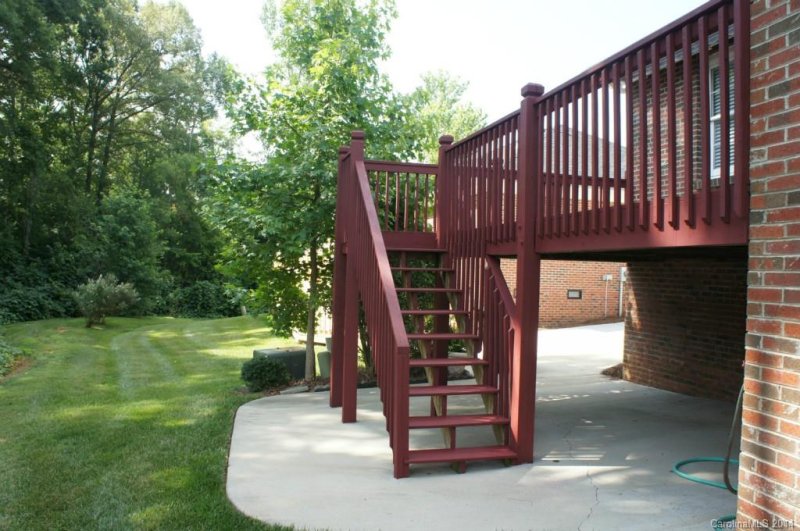 Property image 5 at 2208 Windsor Woods Drive, Gastonia, NC 28054