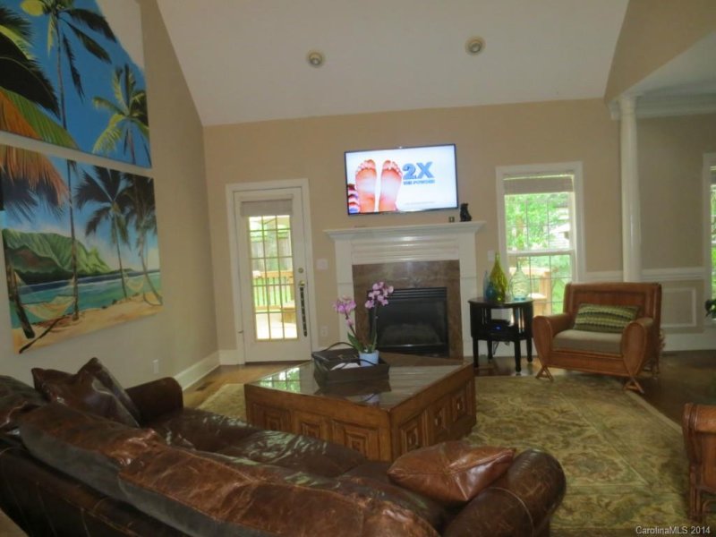 Property image 4 at 6722 Carmel Hills Drive, Charlotte, NC 28226