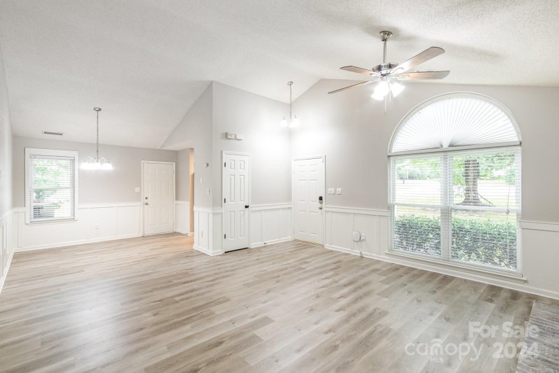 Property image 2 at 1335 Sugar Hollow Drive, Charlotte, NC 28214