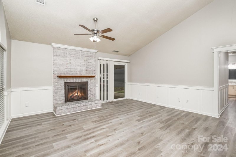 Property image 5 at 1335 Sugar Hollow Drive, Charlotte, NC 28214