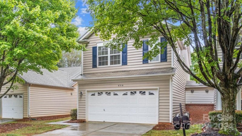 Property image 3 at 6316 Morningview Court, Charlotte, NC 28269