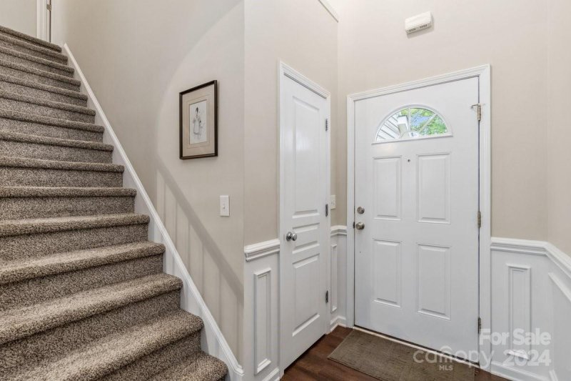 Property image 5 at 6316 Morningview Court, Charlotte, NC 28269