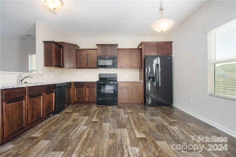 Property image 3 at 160 Fesperman Circle, Troutman, NC 28166