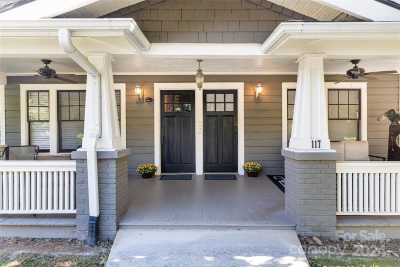 Property image 2 at 117 Flint Street, Asheville, NC 28801