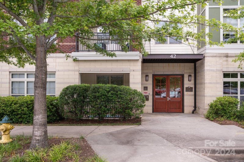 Property image 2 at 42 Schenck Parkway, Asheville, NC 28803