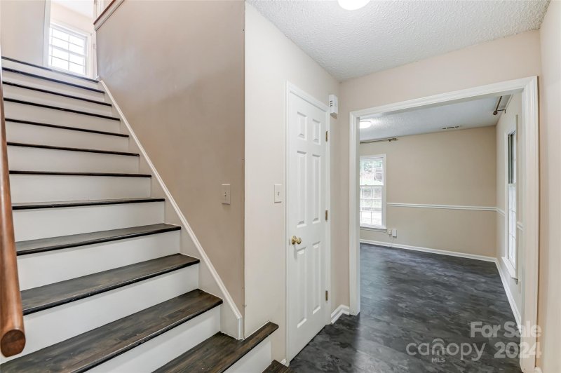 Property image 3 at 316 Epperstone Lane, Matthews, NC 28105