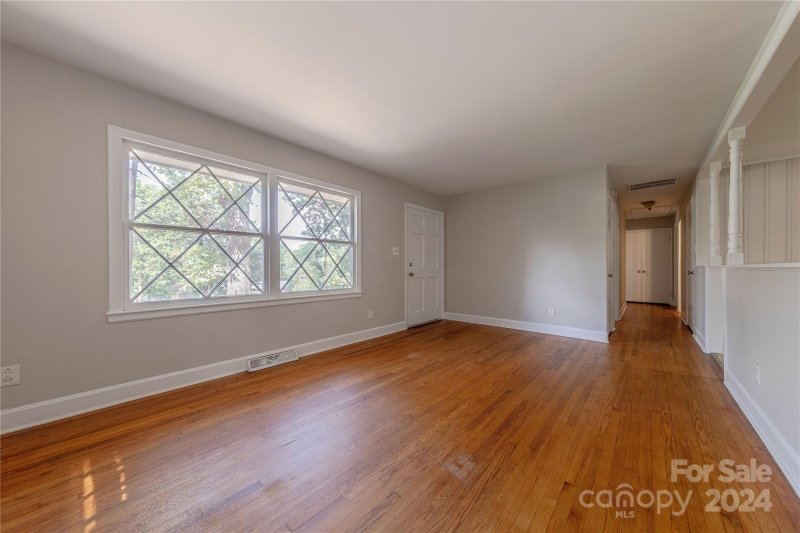 Property image 5 at 1513 Greenview Place, Charlotte, NC 28208