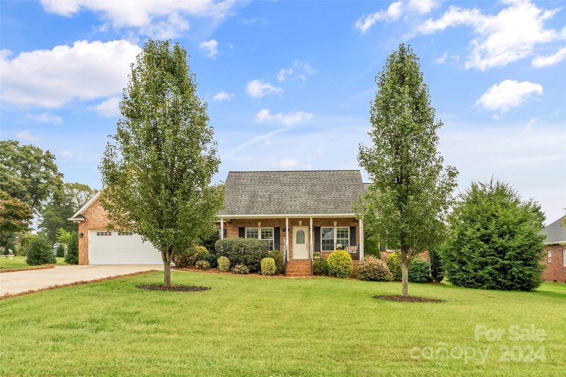 Property image 3 at 121 Postell Drive, Statesville, NC 28625