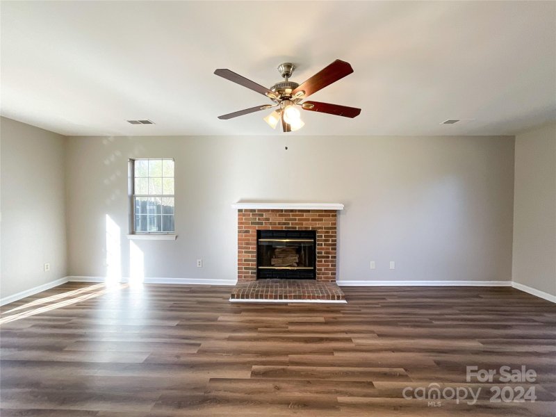 Property image 2 at 11601 Chadburn Lane, Charlotte, NC 28215