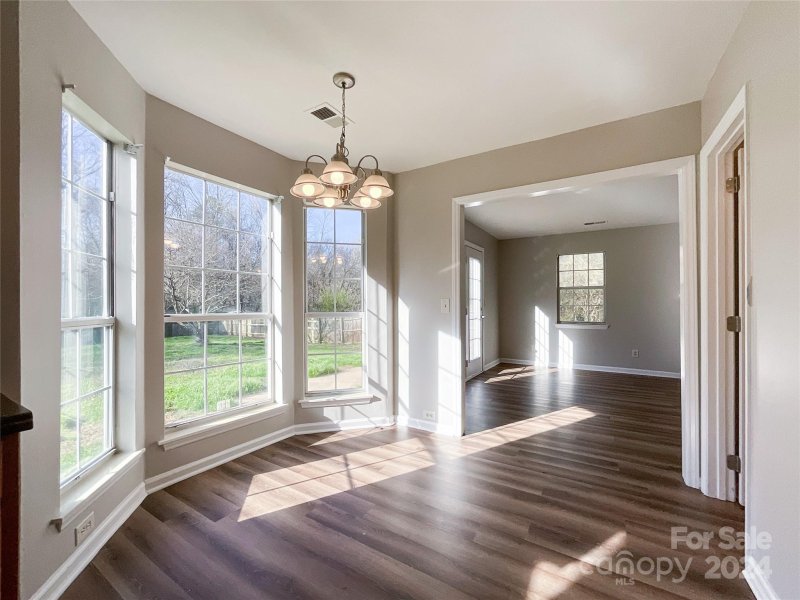 Property image 4 at 11601 Chadburn Lane, Charlotte, NC 28215