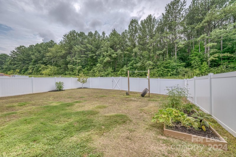 Property image 2 at 2892 Sherrills Stream Drive, Sherrills Ford, NC 28673