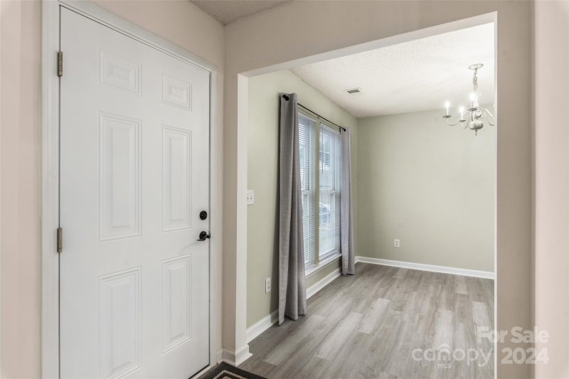 Property image 4 at 9215 Amy Drive, Charlotte, NC 28213