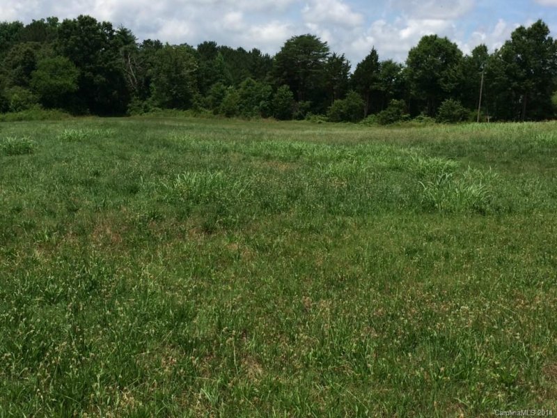 Property image 2 at 513 Chancil Drive, Bessemer City, NC 28016