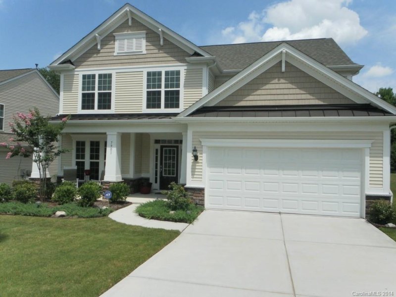 Property image 2 at 7901 Lamington Drive, Fort Mill, SC 29707