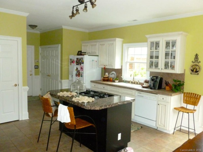 Property image 5 at 1543 Elkhart Circle, Gastonia, NC 28054