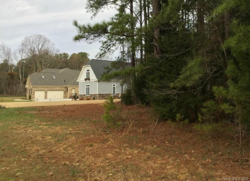 Property image 2 at 236 Washam Road, Mooresville, NC 28117