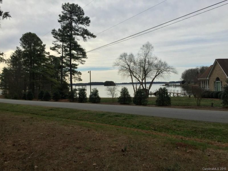 Property image 5 at 236 Washam Road, Mooresville, NC 28117