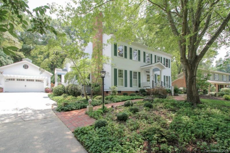 Property image 2 at 632 King Edward Road, Charlotte, NC 28211