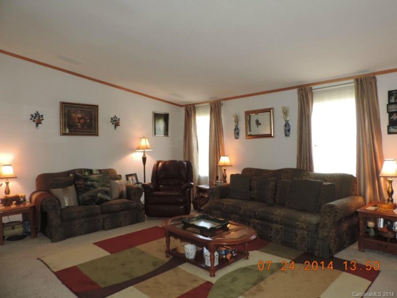 Property image 2 at 149 Castle Court, Kings Mountain, NC 28086
