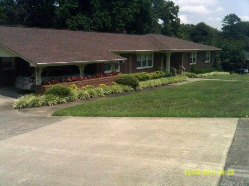 210 Peachtree Street