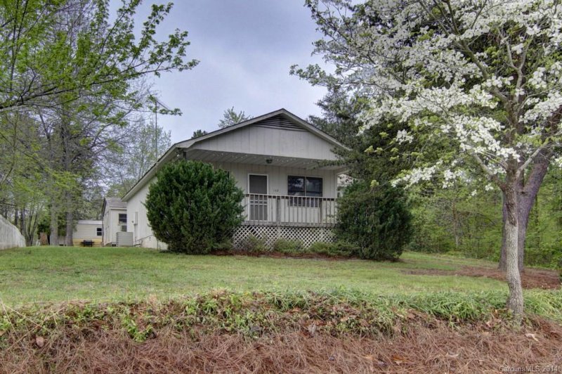 Property image 2 at 142 Bluewing Lane, Mooresville, NC 28117