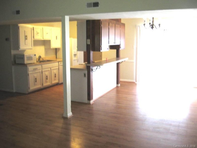 Property image 4 at 127 Rustic Way Lane, Mooresville, NC 28117