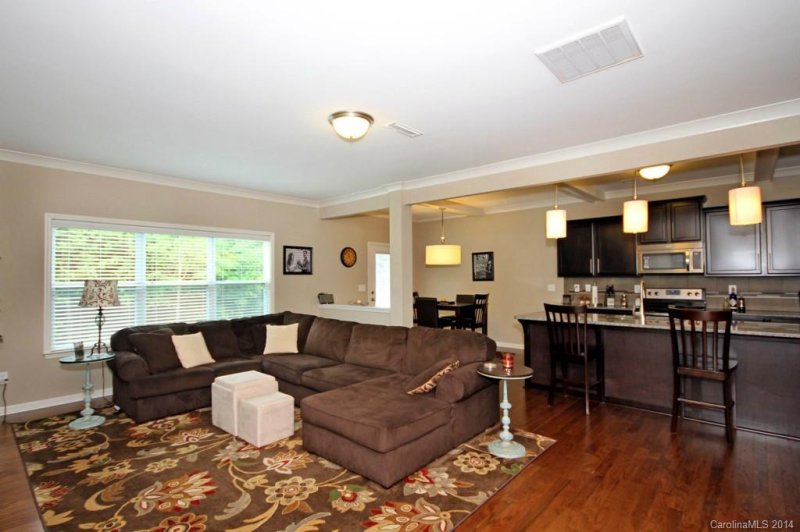 Property image 4 at 127 Hedgewood Drive, Mooresville, NC 28115