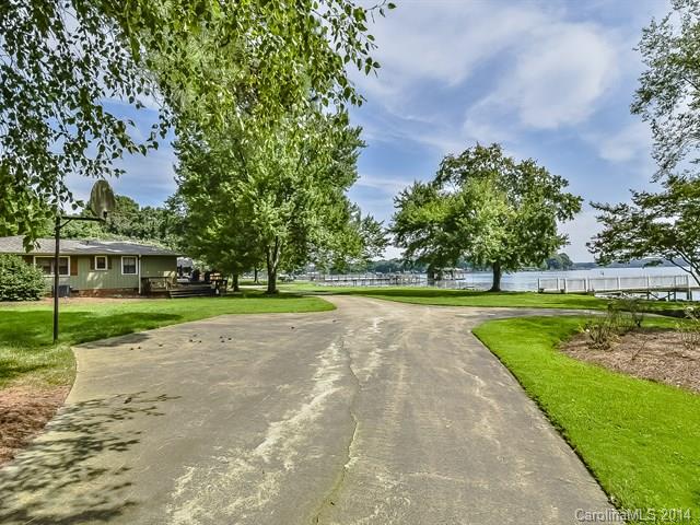 Property image 4 at 643 Isle Of Pines Road, Mooresville, NC 28117