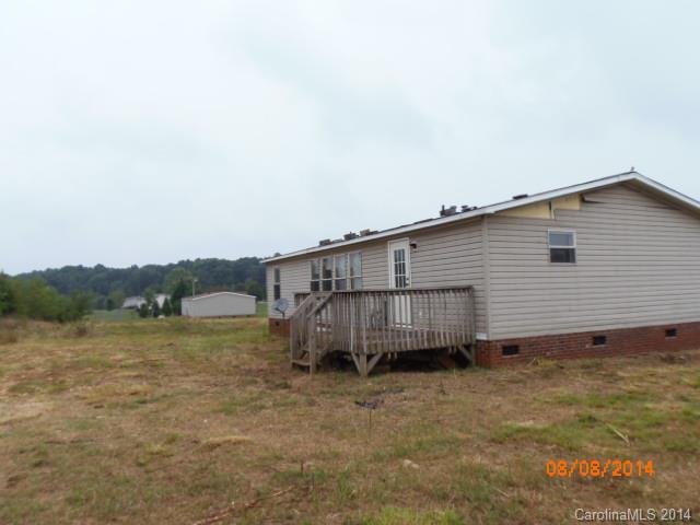 Property image 2 at 5027 Suncrest Farms Lane, Crouse, NC 28033