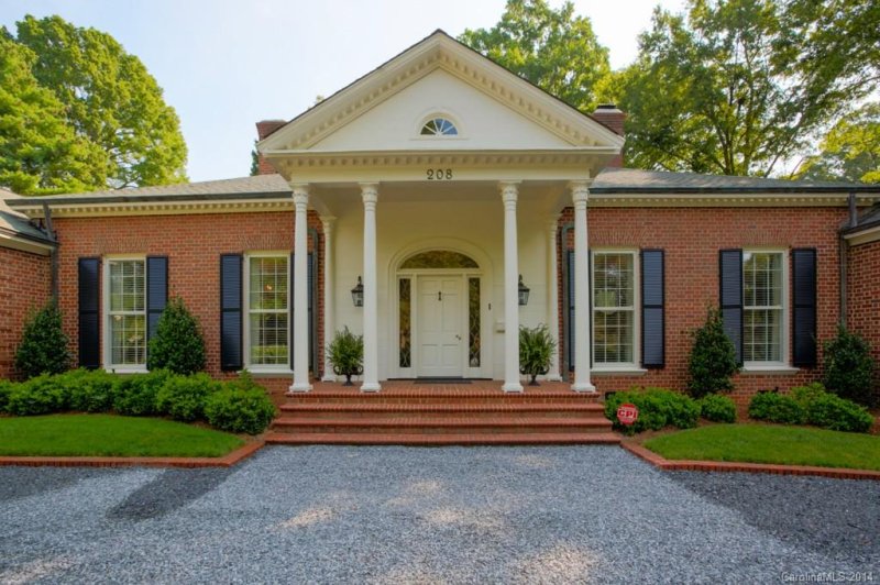 Property image 2 at 208 Forest Hill Lane, Gastonia, NC 28052