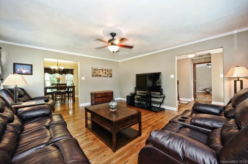 Property image 2 at 119 Gossett Court, Mooresville, NC 28115