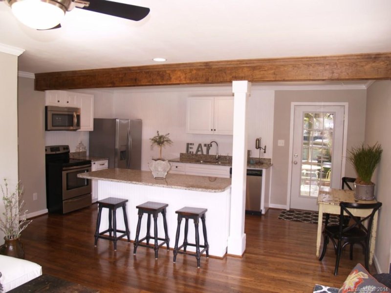 Property image 2 at 3116 Maywood Drive, Charlotte, NC 28205