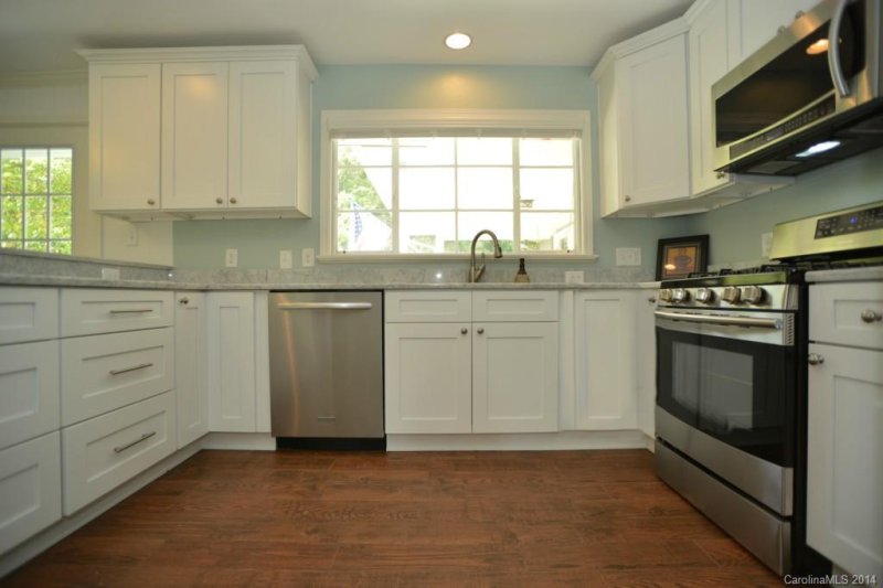 Property image 5 at 10634 Knox Avenue, Matthews, NC 28105