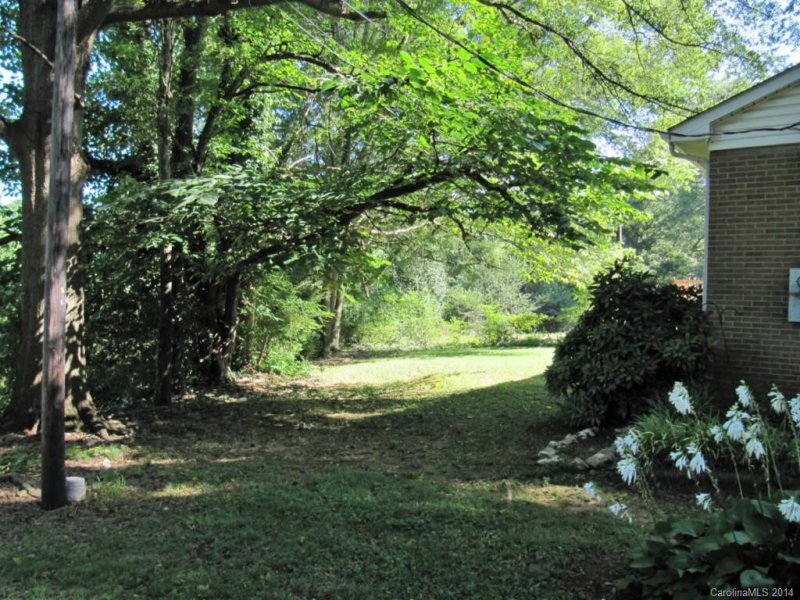 Property image 4 at 312 Norton Road, Mount Holly, NC 28120