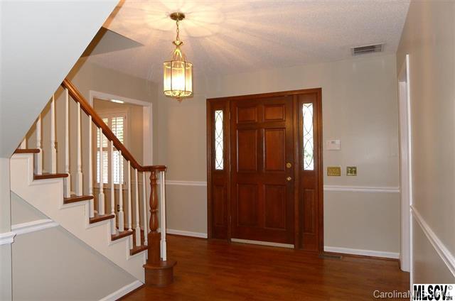 Property image 3 at 1360 33rd Avenue Drive, Hickory, NC 28601