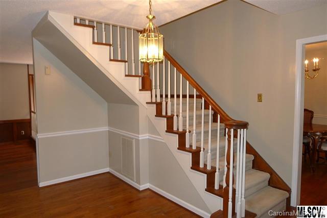 Property image 4 at 1360 33rd Avenue Drive, Hickory, NC 28601