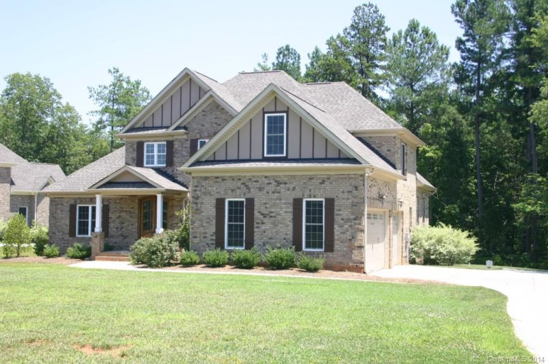 136 Orchard Farm Lane