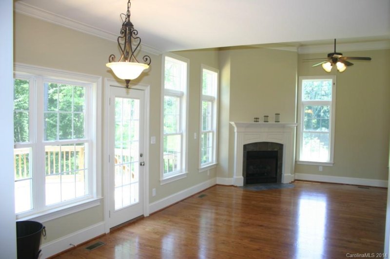 Property image 5 at 136 Orchard Farm Lane, Mooresville, NC 28117