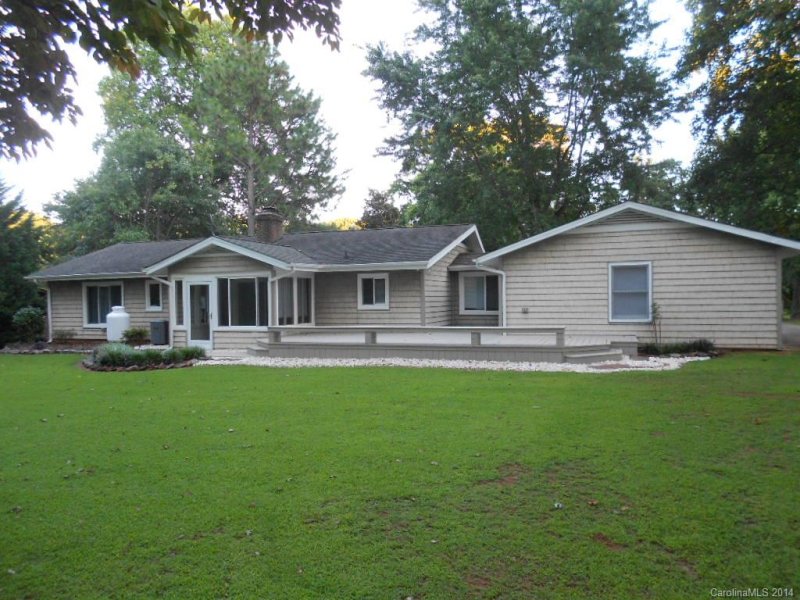 Property image 3 at 2012 Hickory Hills Drive, Denver, NC 28037