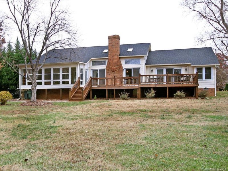 Property image 5 at 18200 Pompano Place, Cornelius, NC 28031