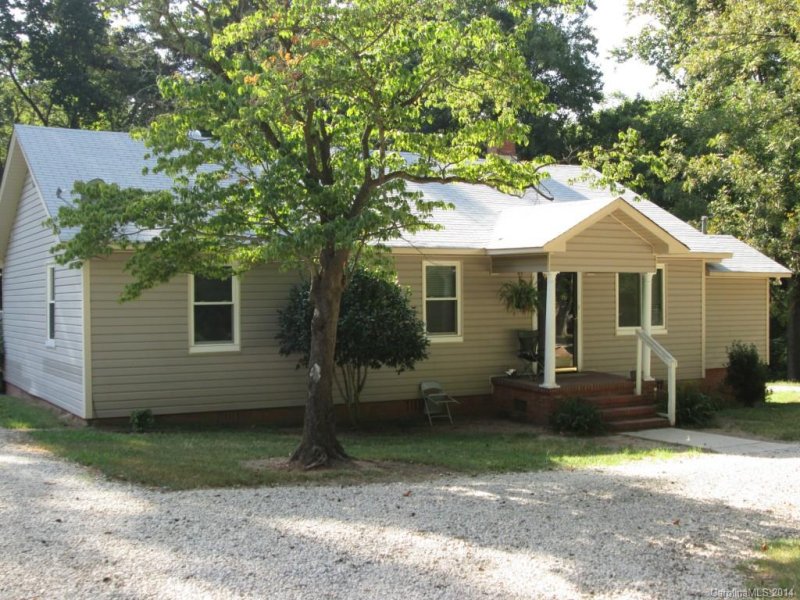 Property image 2 at 544 Peigler Street, Concord, NC 28027