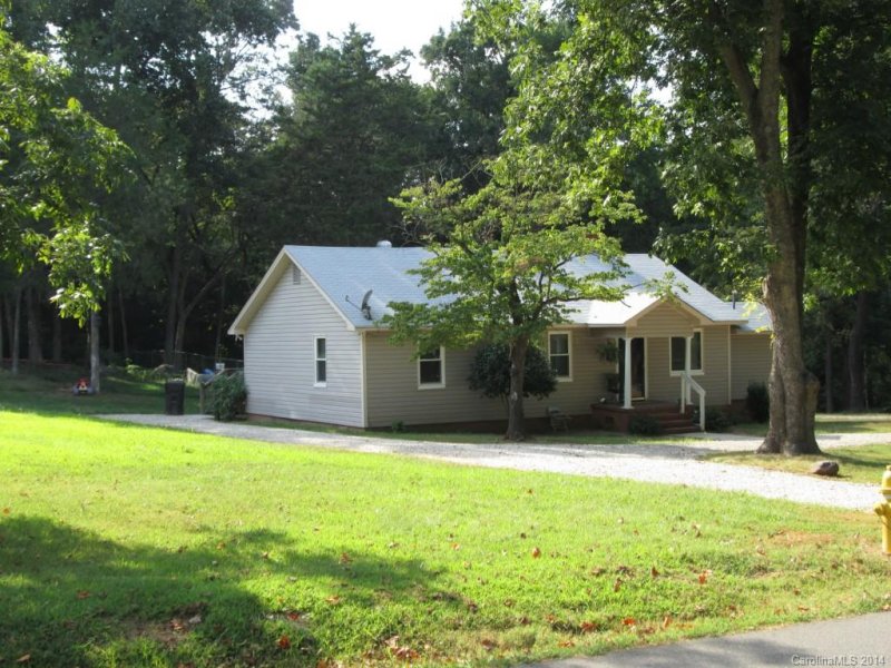 Property image 4 at 544 Peigler Street, Concord, NC 28027