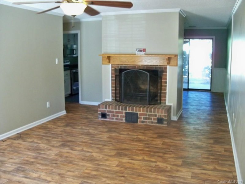 Property image 4 at 801 Cornwallis Avenue, Gastonia, NC 28056