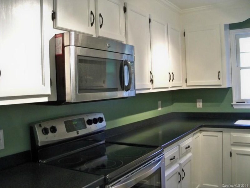 Property image 5 at 801 Cornwallis Avenue, Gastonia, NC 28056