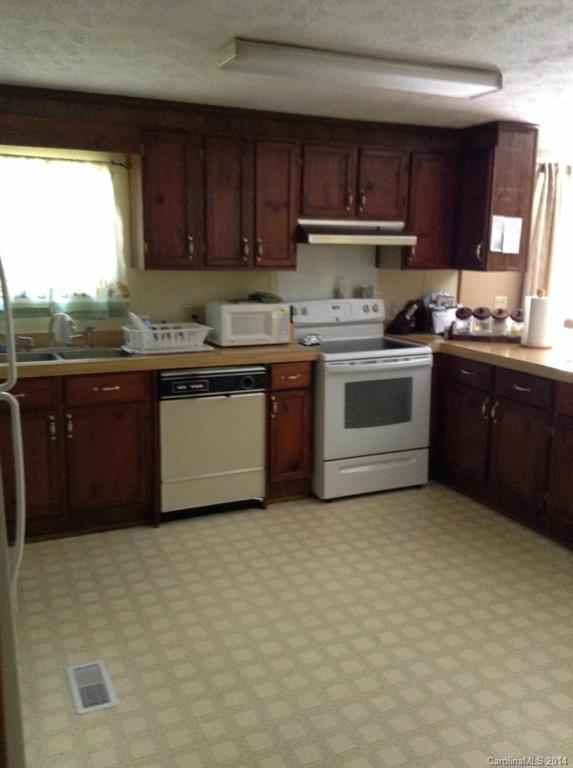 Property image 4 at 306 Electra Lane, Stanley, NC 28164