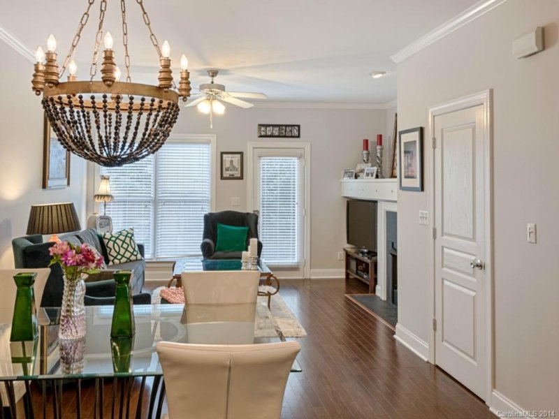 Property image 4 at 1071 Park West Drive, Charlotte, NC 28209